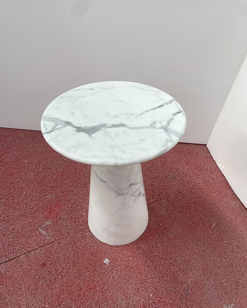 Bianco Statuario Venato Polished Tapered Base Side Table 2