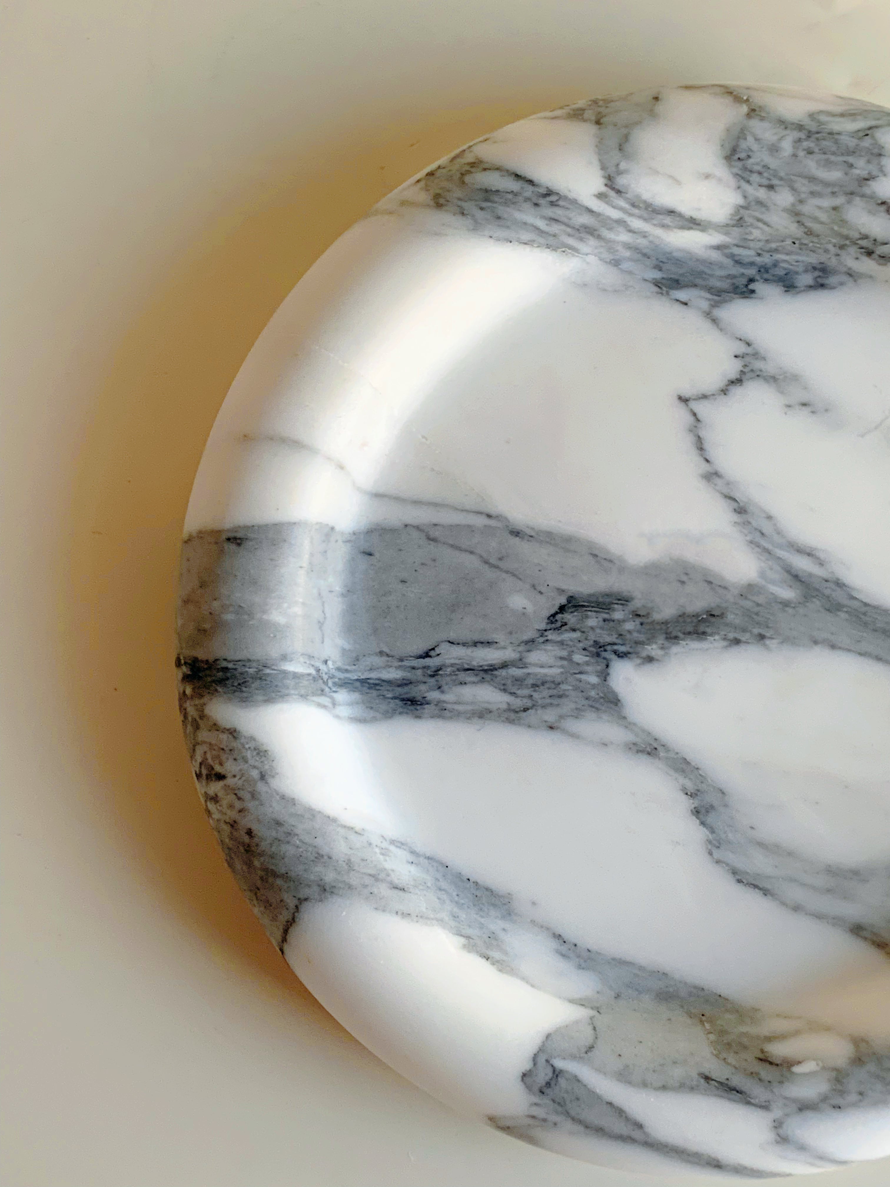 Natural Marble Arabescato Round Tray 4