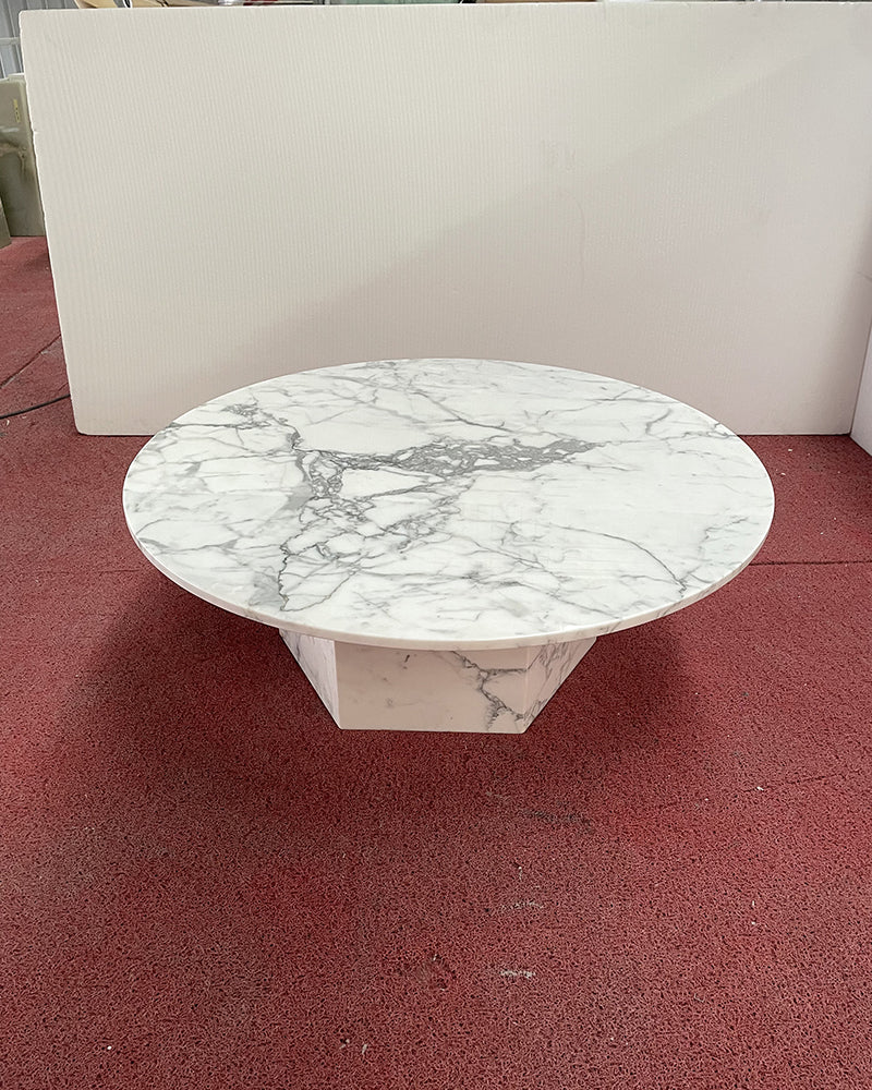 Bianco Statuario Venato Round Coffee Table 3