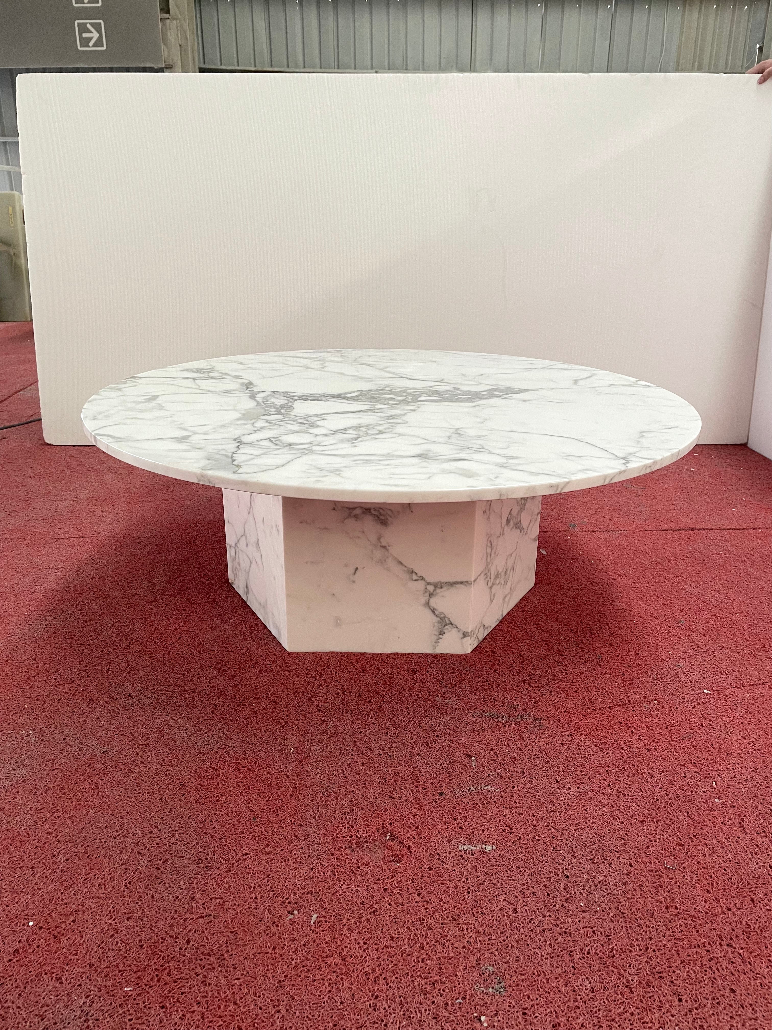 Bianco Statuario Venato Round Coffee Table 5