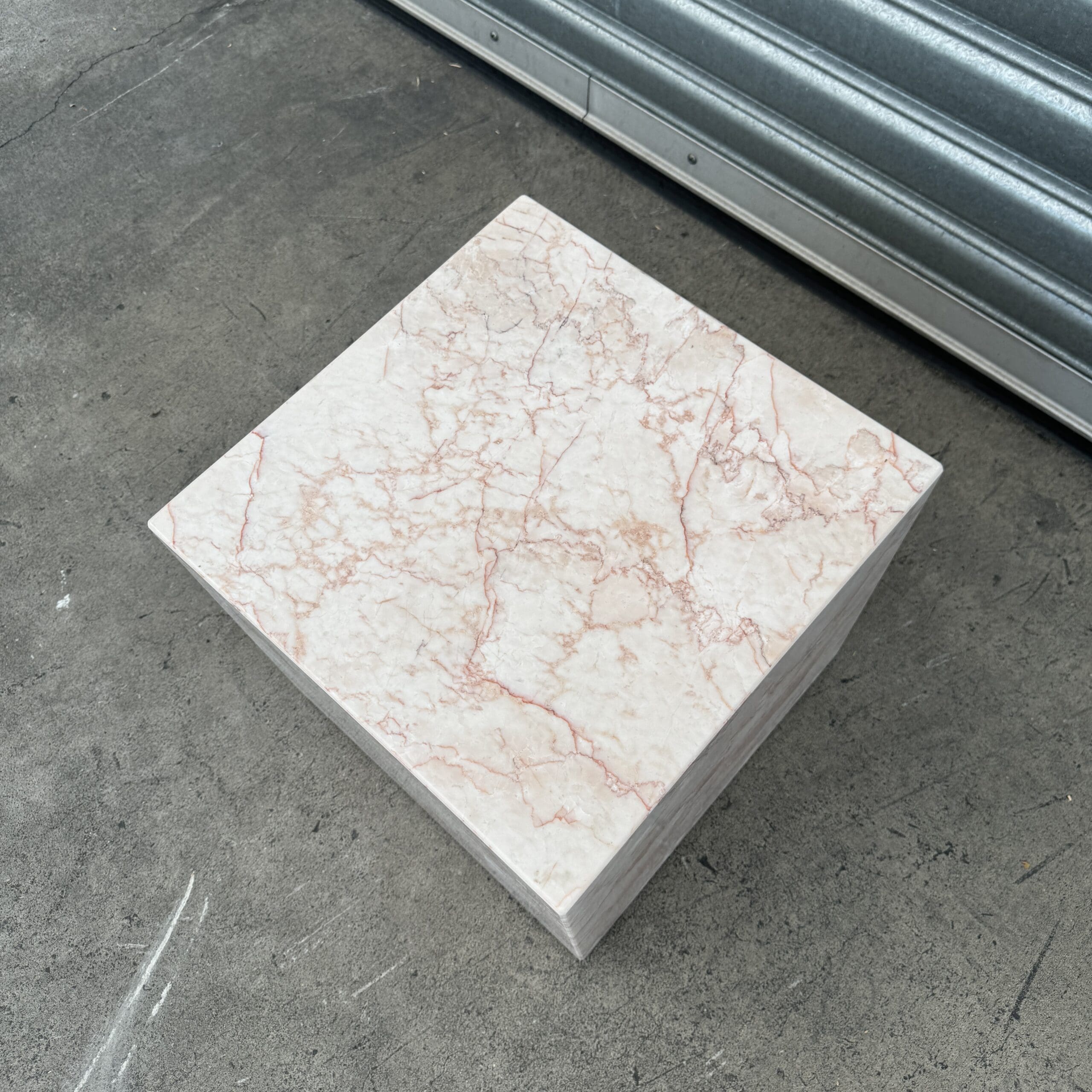 Cube Side Table Rose Cream Marble 4