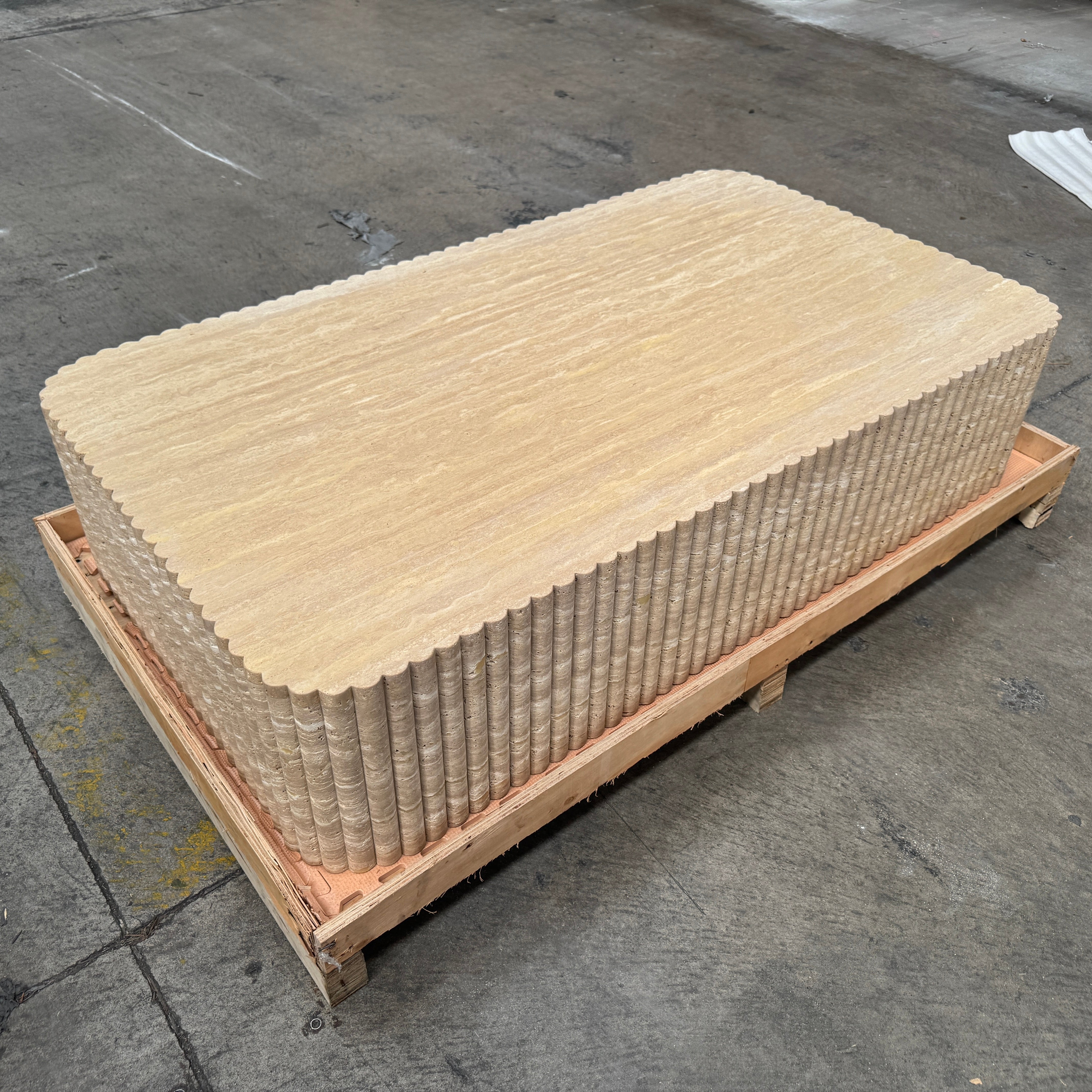 Fluted Block Table Veincut Travertine 4