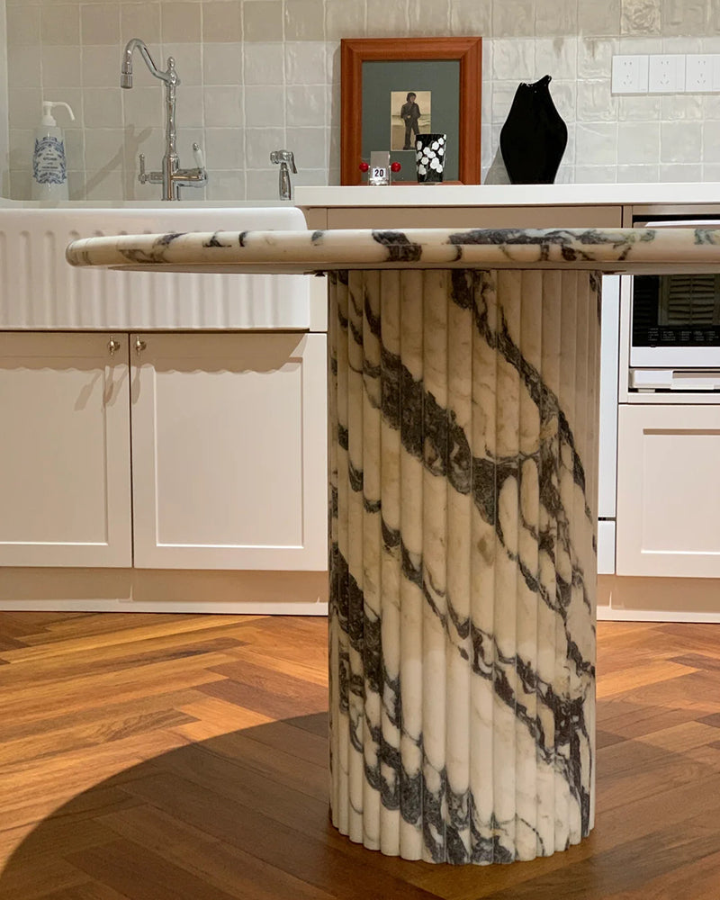 Natural Calacatta Viola Petal Base Dining Table 4